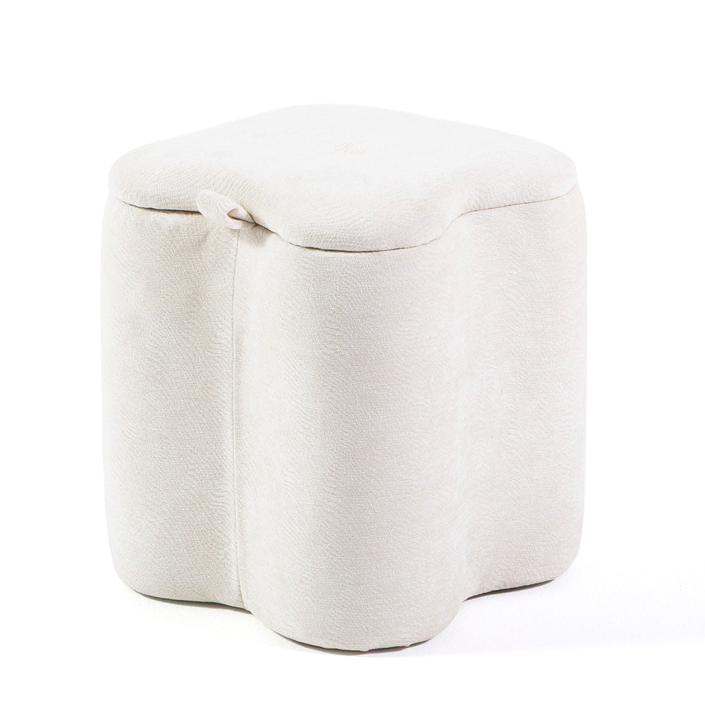 LUCKY POUF