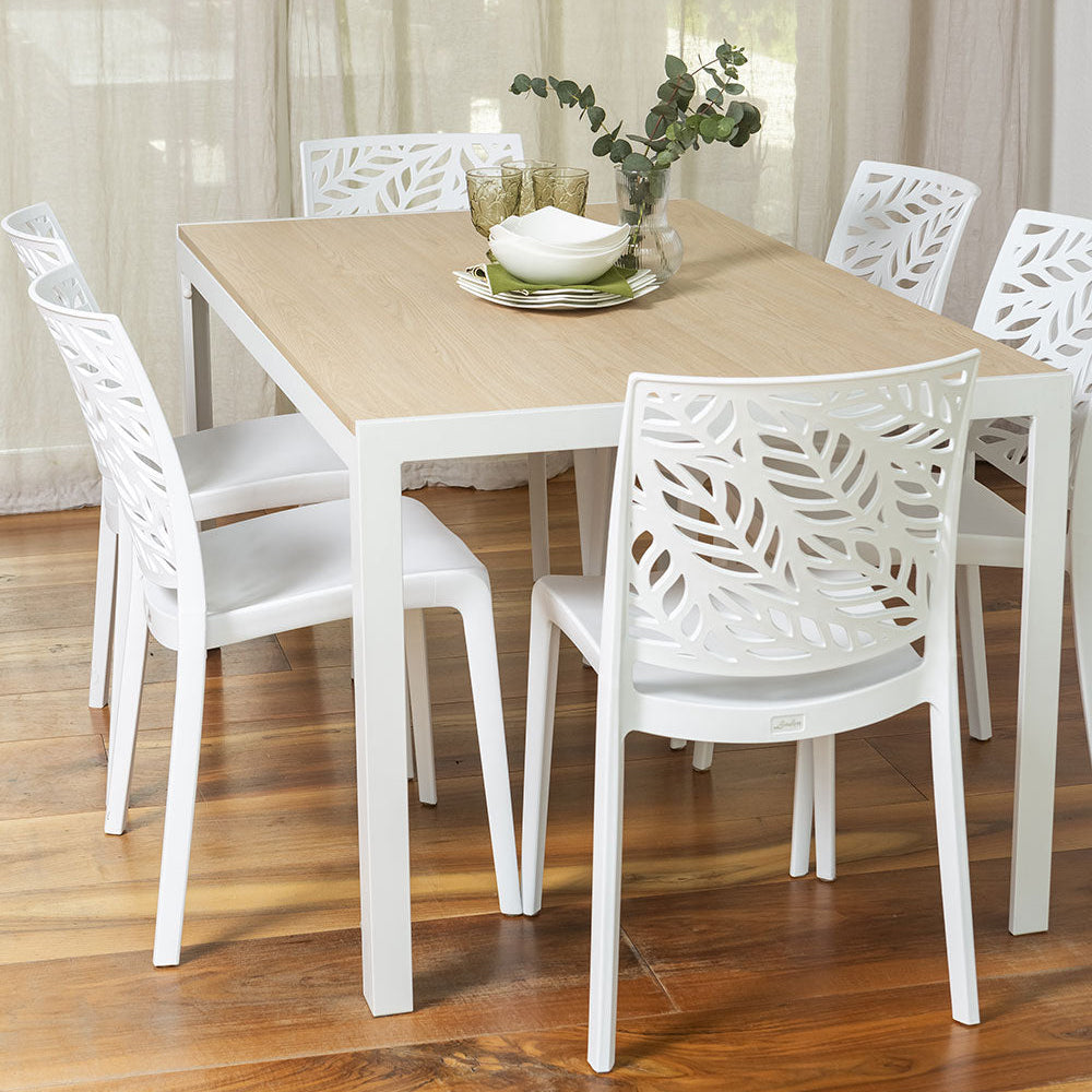 DAFNE CHAIRS